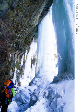 雲龍渓谷の氷柱 12047105