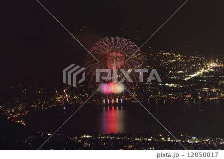 諏訪湖の花火 12050017