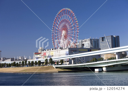 パレットタウンと観覧車 12054274