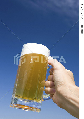 青空と生ビール 12054753