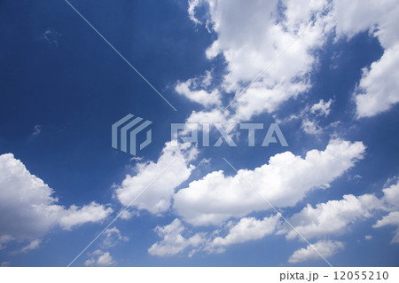 青空と雲 12055210