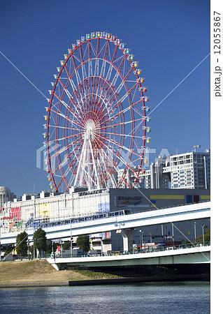 パレットタウンと観覧車 12055867