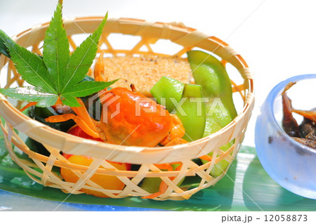 サワガニ料理 12058873