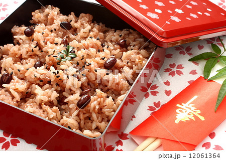 赤飯　おこわ　祝宴　正月　お祝い　食事 12061364
