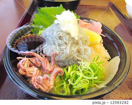 淡路名物しらす丼 12063282
