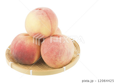 笊の上の桃 笊の上の桃 12064425