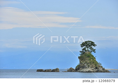 雨晴海岸 女岩 雨晴海岸 女岩 12066079