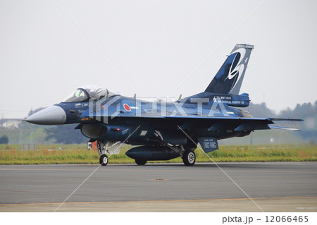Ｆ２戦闘機 12066465