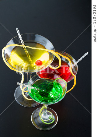 Three refreshing citrus cocktails 12070193