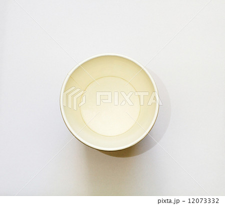 Paper glass . 12073332