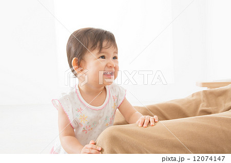 生後11か月　赤ちゃん　女の子 12074147
