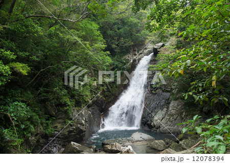 比地大滝・沖縄の滝 比地大滝・沖縄の滝 12078394