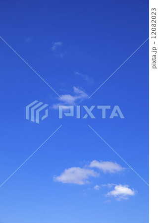青空と雲イメージ 青空と雲イメージ 12082023