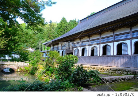 雲洞庵 庫裡から本堂を望む 雲洞庵 庫裡から本堂を望む 12090270