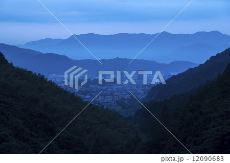 萩往還より山口市内眺望 12090683