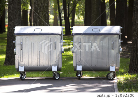 trash Cans trash Cans 12092200