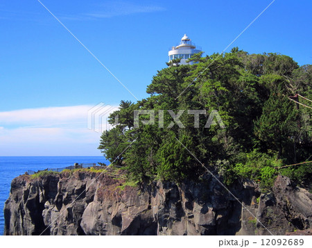 城ヶ崎海岸　門脇塔台が見える風景 12092689
