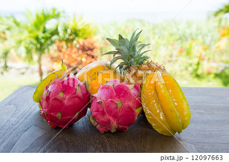 沖縄フルーツ盛りの写真素材