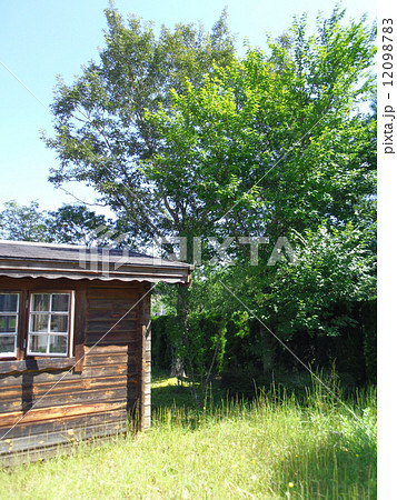 小屋のある風景 小屋のある風景 12098783