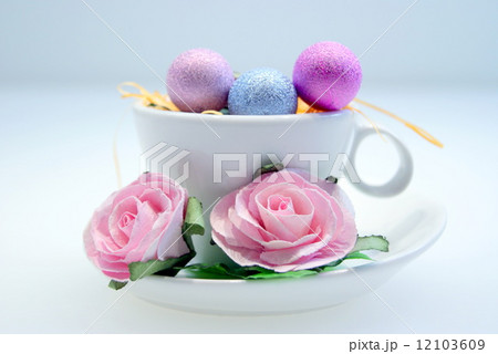 カップに入った小物（メタリックボール） 12103609