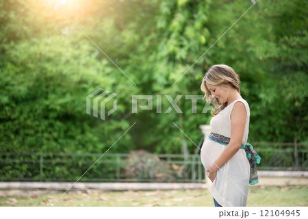 Image of pregnant woman Image of pregnant woman 12104945
