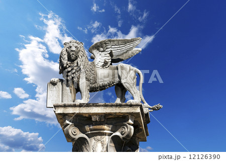 Winged St Mark Lion in Verona - Italy Winged St Mark Lion in Verona - Italy 12126390
