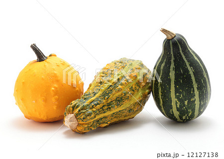 ハロウィンに飾るかぼちゃ 12127138