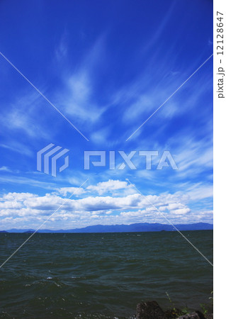 琵琶湖 12128647