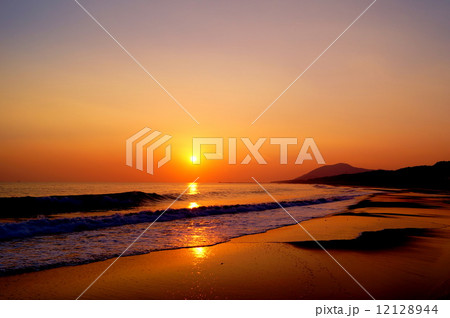 伊良湖の夕日 伊良湖の夕日 12128944