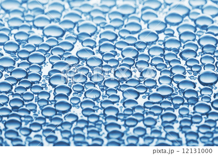 Close-up of water drops 12131000