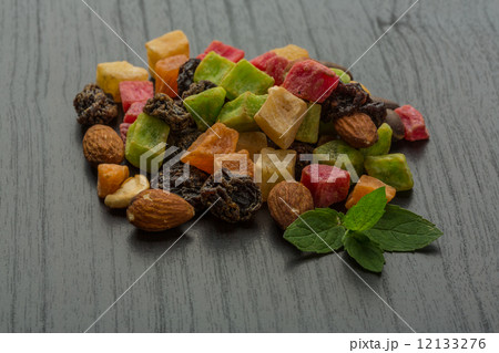 Dried fruits mix 12133276