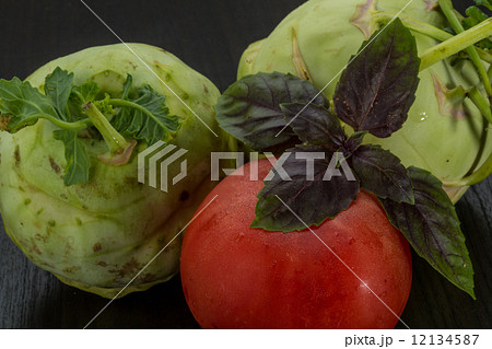 Kohlrabi 12134587