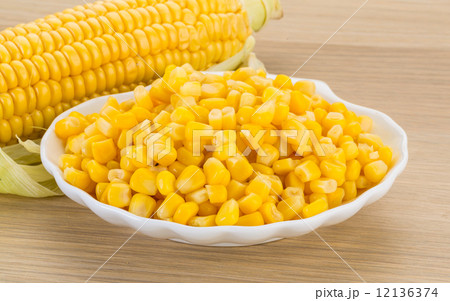 Sweet corn 12136374