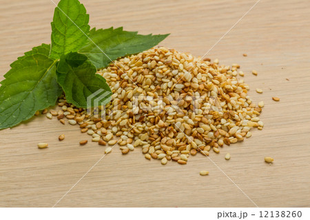 Sesame seeds 12138260