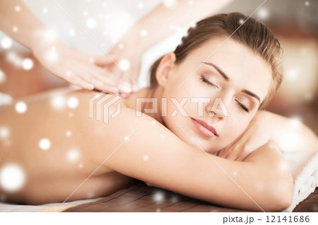 woman in spa 12141686