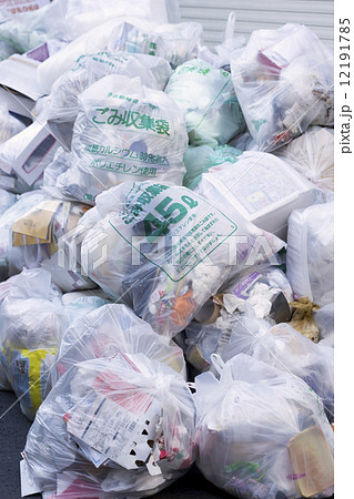 ゴミ置き場 12191785