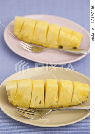 パイナップル 12192460