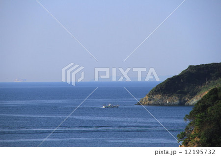 海峡 12195732