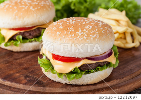 hamburger hamburger 12212097