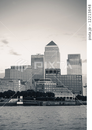 London Canary Wharf 12213648