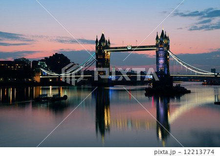 Tower Bridge London 12213774