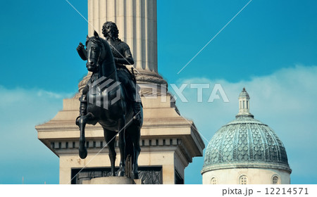 Trafalgar Square 12214571