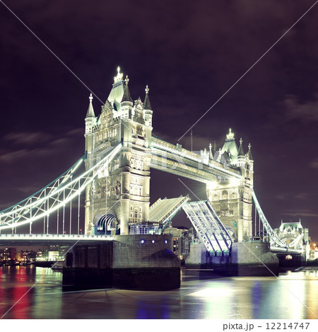 Tower Bridge London 12214747