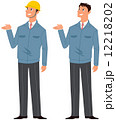 作業服の男性社員 12218202