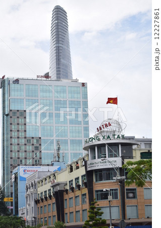 タックスデパートとビテクスコ フィナンシャルタワー（ベトナム・ホーチミン） 12227861