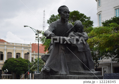 ホー・チ・ミン像(ベトナム・ホーチミン) ホー・チ・ミン像(ベトナム・ホーチミン) 12228345