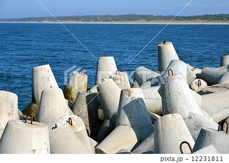Concrete tetrapods Concrete tetrapods 12231811