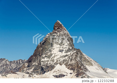 Beautiful landscape mountains in Matterhorn, Zermatt, Switzerlan 12233288