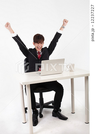 WS Laptop Sitting WS Laptop Sitting 12237227