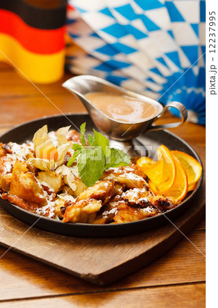 apple dessert apple dessert 12237995